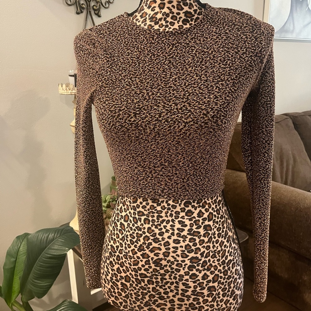 Mid-Drift Windsor Blouse